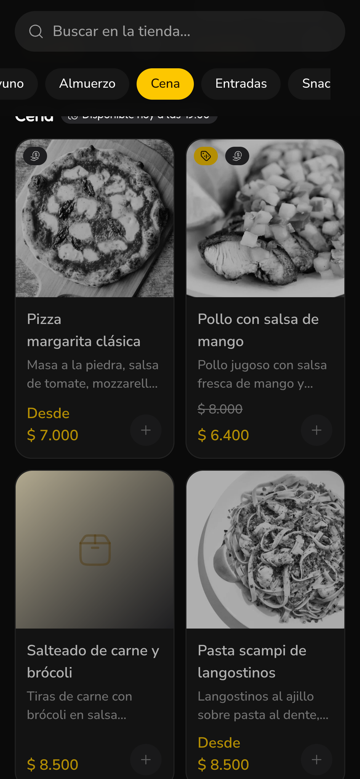 La tienda en el celular con la categoría Cena a la vista pero sin poder agregar sus productos fuera de su horario
