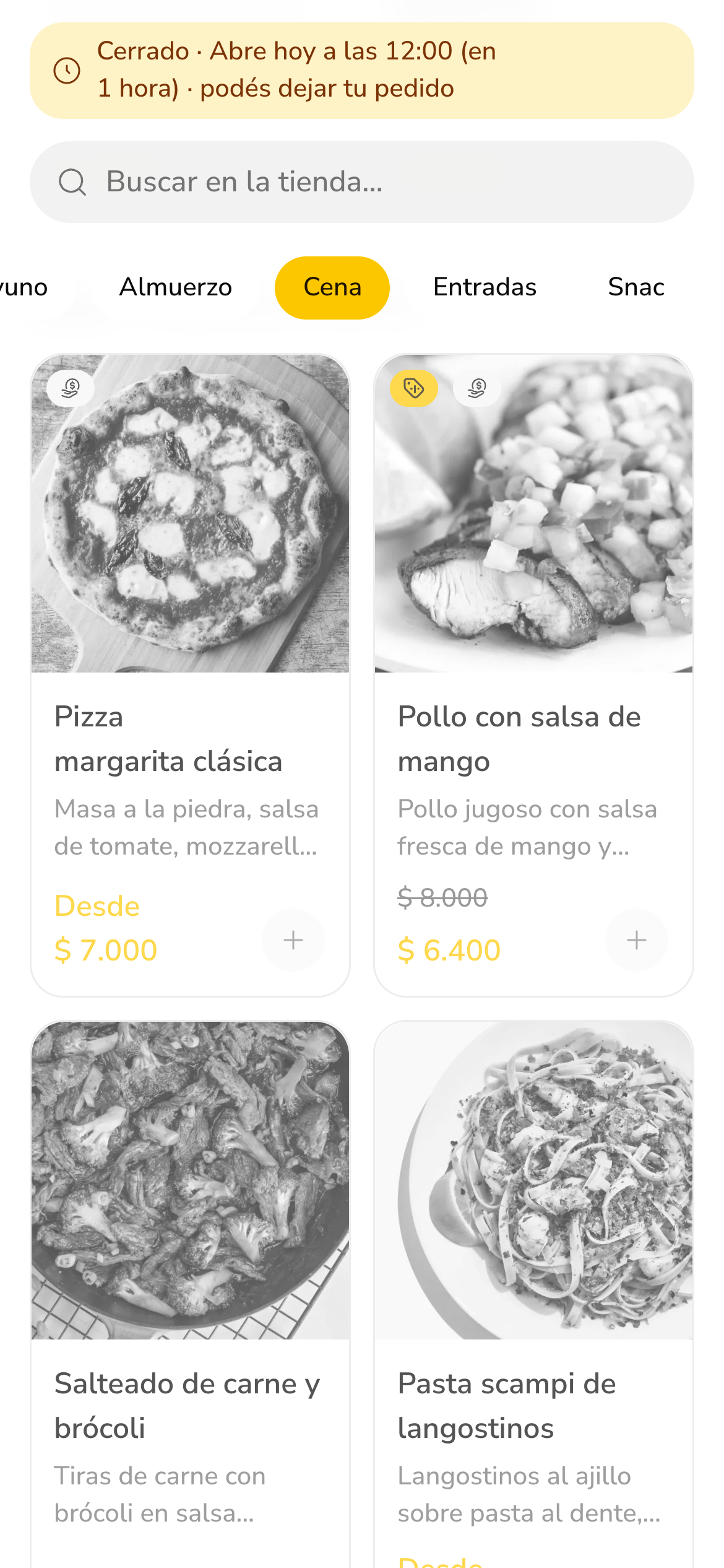La tienda en el celular con la categoría Cena a la vista pero sin poder agregar sus productos fuera de su horario