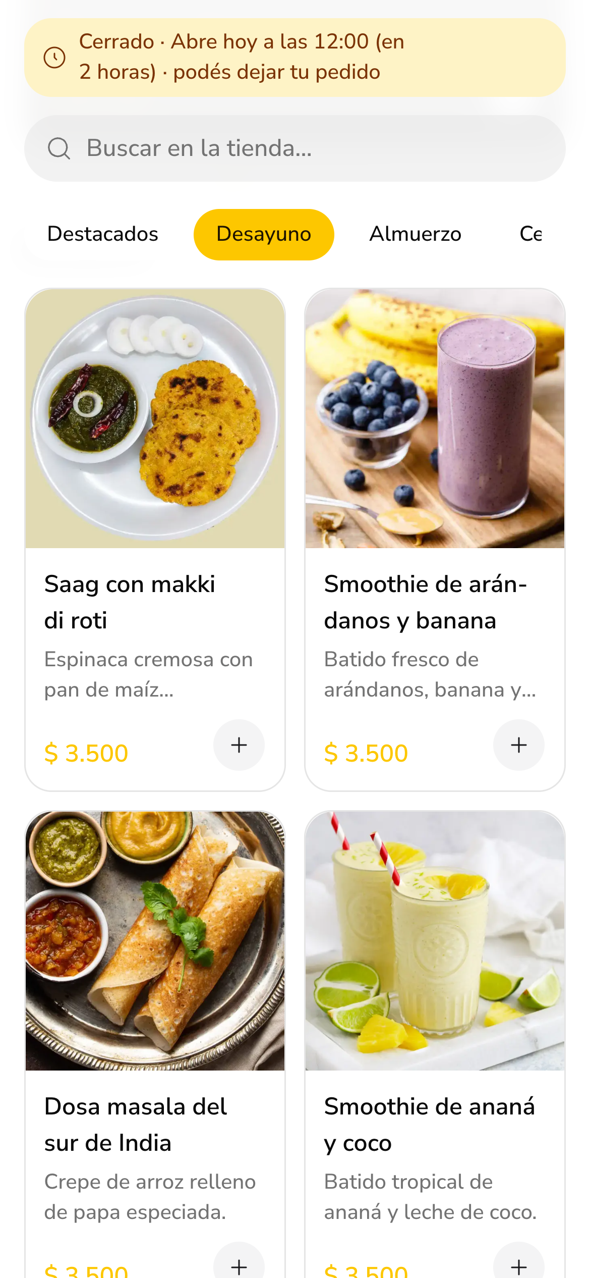 Una tienda en el celular con los productos en cuadrícula, dos por fila y con fotos grandes