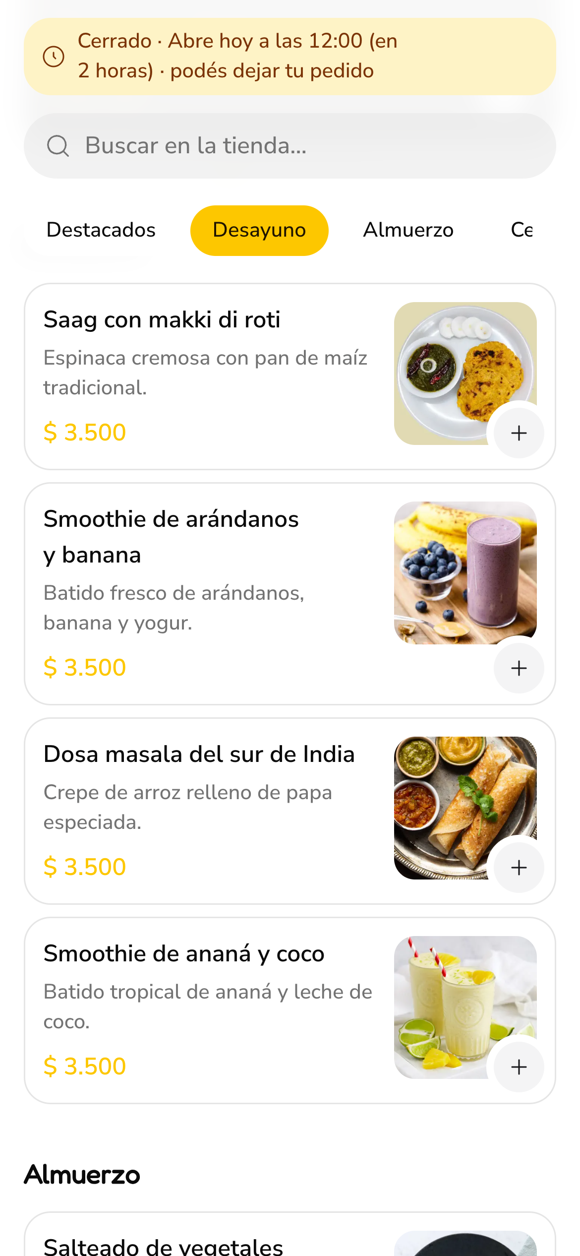 La misma tienda en el celular con los productos en lista, uno por fila y con la foto chica al costado
